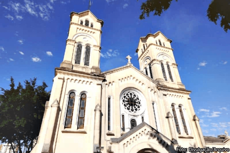 Fachada de igreja católica